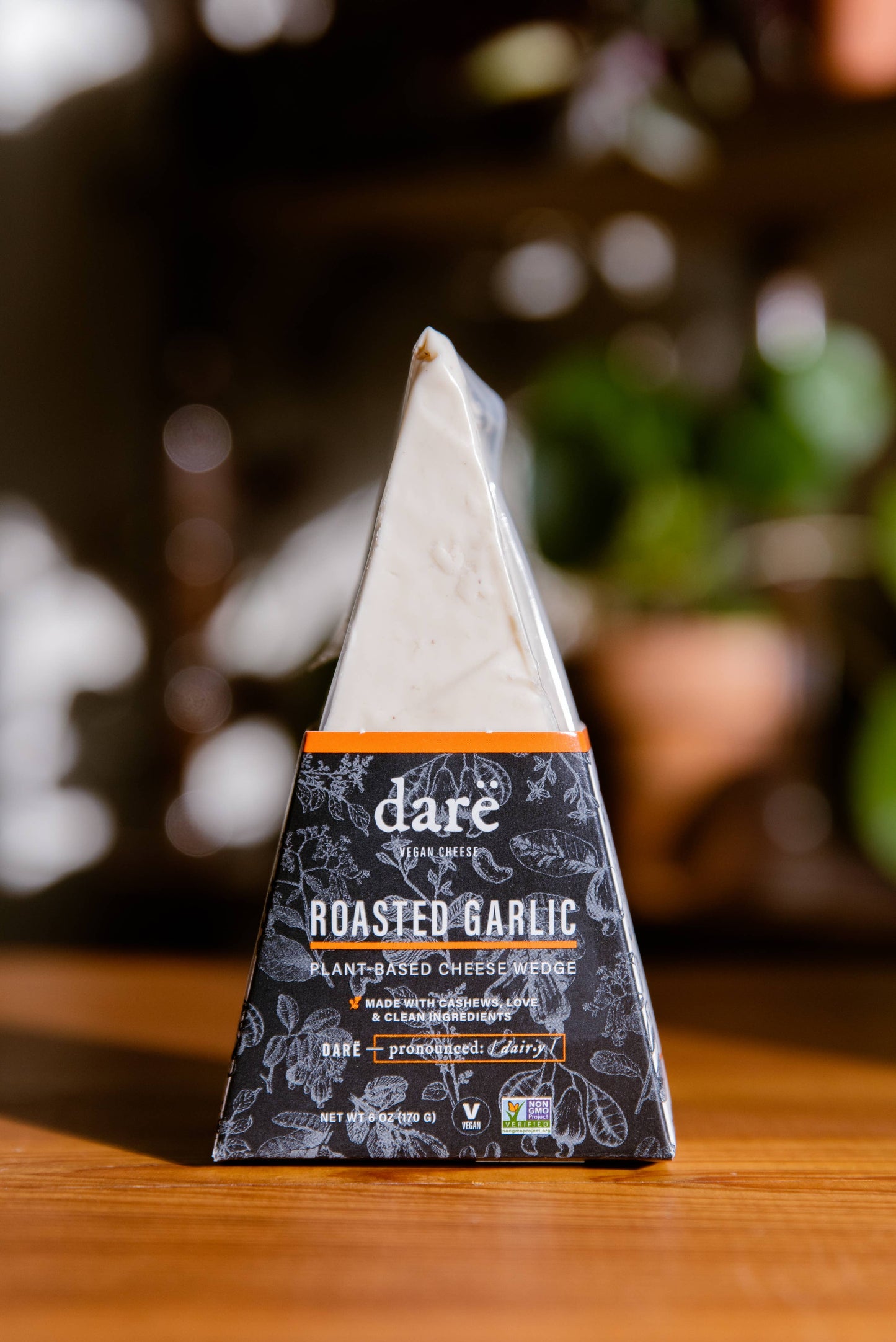 Roasted Garlic Plant-Based Cheese Wedge